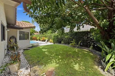 2719 Oak Tree Lane, Oakland Park, FL 33309 - Photo 41