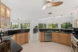2719 Oak Tree Ln, Oakland Park, FL 33309 - Photo 7