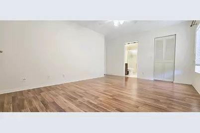 1013 Green Pine Boulevard #H2, West Palm Beach, FL 33409 - Photo 9