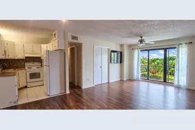 1013 Green Pine Boulevard #H2, West Palm Beach, FL 33409 - Photo 7