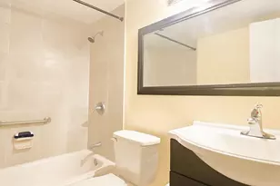 1013 Green Pine Blvd, West Palm Beach, FL 33409 - Photo 5