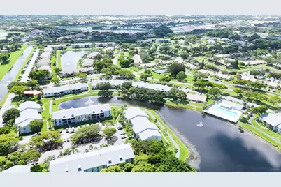 1013 Green Pine Boulevard #H2, West Palm Beach, FL 33409 - Photo 3