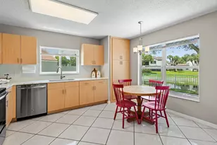 6240 NW 76th Ct, Parkland, FL 33067 - Photo 15