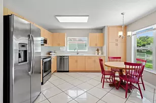 6240 NW 76th Ct, Parkland, FL 33067 - Photo 13