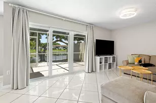 6240 NW 76th Ct, Parkland, FL 33067 - Photo 11