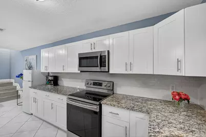 2399 Lena Lane, West Palm Beach, FL 33415 - Photo 15