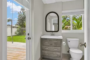 909 SE 16th Pl, Deerfield Beach, FL 33441 - Photo 15
