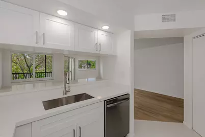13800 SW 14th Street #211c, Pembroke Pines, FL 33027 - Photo 3