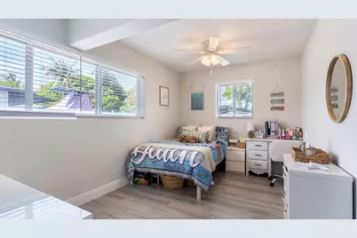 542 NW 47th Avenue, Plantation, FL 33317 - Photo 15