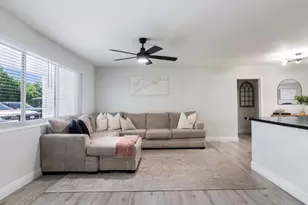 542 NW 47th Ave, Plantation, FL 33317 - Photo 37