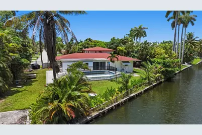 11401 W Biscayne Canal Road, Miami, FL 33161 - Photo 15