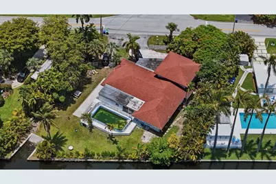 11401 W Biscayne Canal Road, Miami, FL 33161 - Photo 7