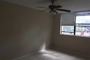 2501 Riverside Dr, Coral Springs, FL 33065 - Photo 3