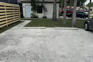 1255 Periwinkle Pl, Wellington, FL 33414 - Photo 15