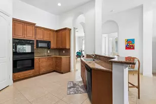 8102 Valhalla Dr, Delray Beach, FL 33446 - Photo 11