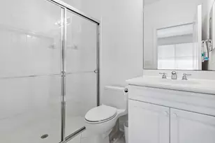 8102 Valhalla Dr, Delray Beach, FL 33446 - Photo 15