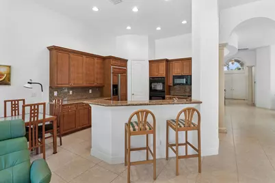 8102 Valhalla Drive, Delray Beach, FL 33446 - Photo 9