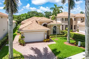 8102 Valhalla Dr, Delray Beach, FL 33446 - Photo 25