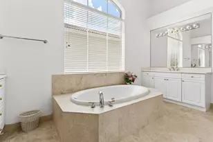 8102 Valhalla Dr, Delray Beach, FL 33446 - Photo 19