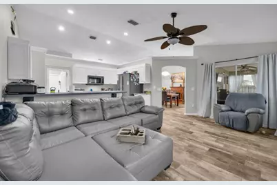 844 SW Hamberland Avenue, Port Saint Lucie, FL 34953 - Photo 15