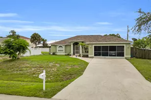 844 SW Hamberland Ave, Port Saint Lucie, FL 34953 - Photo 1