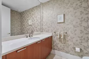 2640 Lake Shore Dr, Riviera Beach, FL 33404 - Photo 21