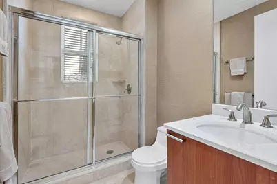 2640 Lake Shore Drive #107, Riviera Beach, FL 33404 - Photo 19