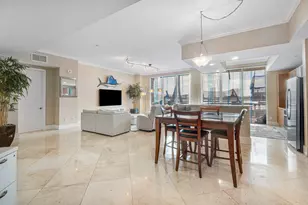 2640 Lake Shore Dr, Riviera Beach, FL 33404 - Photo 5