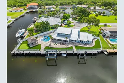 123 Queen Ann Court, Hutchinson Island, FL 34949 - Photo 41