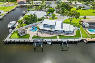 123 Queen Ann Ct, Hutchinson Island, FL 34949 - Photo 41