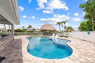 123 Queen Ann Ct, Hutchinson Island, FL 34949 - Photo 13