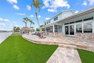 123 Queen Ann Ct, Hutchinson Island, FL 34949 - Photo 17