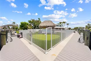 123 Queen Ann Ct, Hutchinson Island, FL 34949 - Photo 5