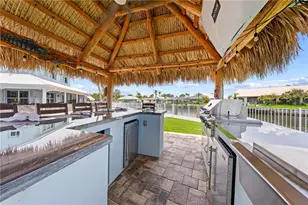 123 Queen Ann Ct, Hutchinson Island, FL 34949 - Photo 21