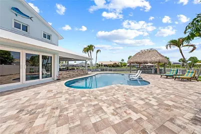 123 Queen Ann Court, Hutchinson Island, FL 34949 - Photo 13