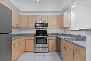 533 NE 3rd Ave, Fort Lauderdale, FL 33301 - Photo 9