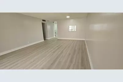 421 NE 14th Avenue #302, Hallandale Beach, FL 33009 - Photo 9