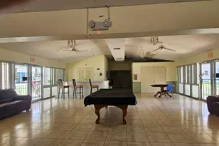 421 NE 14th Ave, Hallandale Beach, FL 33009 - Photo 25