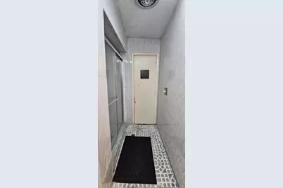 421 NE 14th Avenue #302, Hallandale Beach, FL 33009 - Photo 23