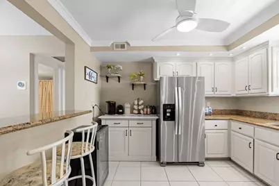 1050 Hillsboro Mile #403w, Hillsboro Beach, FL 33062 - Photo 9
