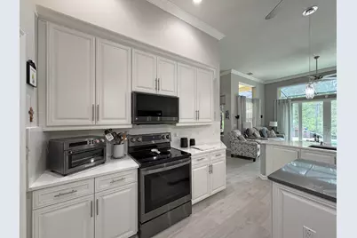 728 SW Lake Charles Circle, Port Saint Lucie, FL 34986 - Photo 15