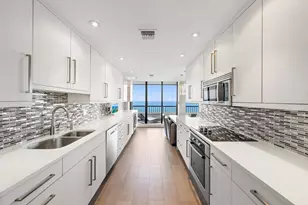 5250 N Ocean Dr, Singer Island, FL 33404 - Photo 3