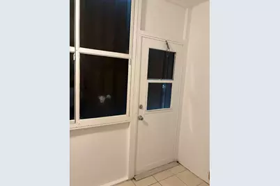 200 Berkshire J, West Palm Beach, FL 33417 - Photo 3