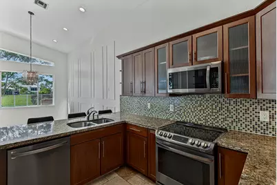 4583 NW 7th Place, Deerfield Beach, FL 33442 - Photo 15