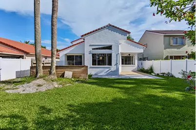 4583 NW 7th Place, Deerfield Beach, FL 33442 - Photo 39