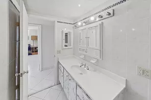1601 S Ocean Dr, Hollywood, FL 33019 - Photo 25