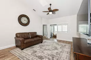805 Harbour Pointe Way, Greenacres, FL 33413 - Photo 9