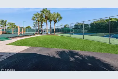 805 Harbour Pointe Way, Greenacres, FL 33413 - Photo 23