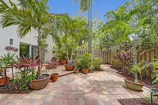 620 NE 9th Ave, Fort Lauderdale, FL 33304 - Photo 15