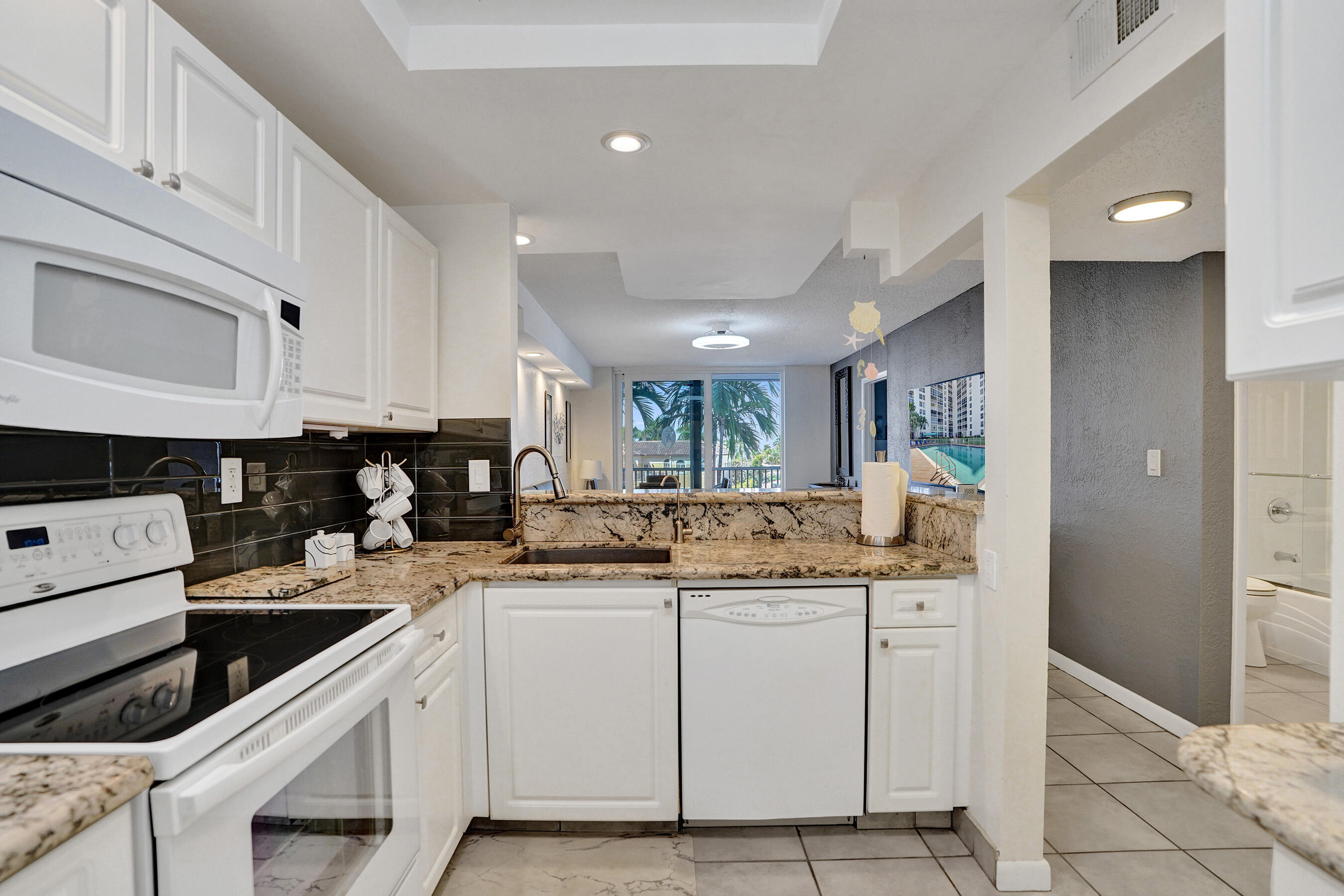 1391 S Ocean Blvd - 1391 S Ocean Blvd, Pompano Beach, FL 33062 Luxury Property | Jose Angel Pina
